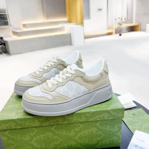 GUCCI 두꺼운 밑창 흰색 운동화