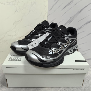 MM6 x SALOMON XT 스니커즈