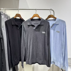 멀티컬러 의류 상품